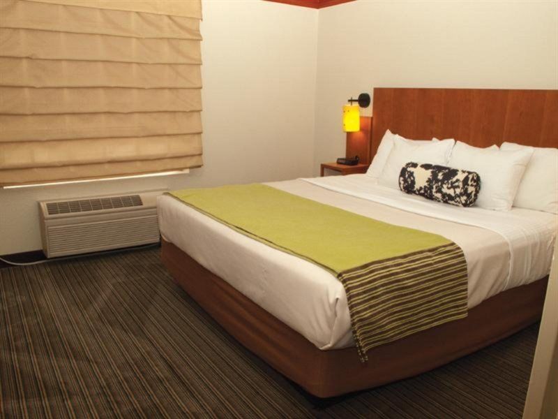La Quinta By Wyndham Austin Airport Otel Dış mekan fotoğraf